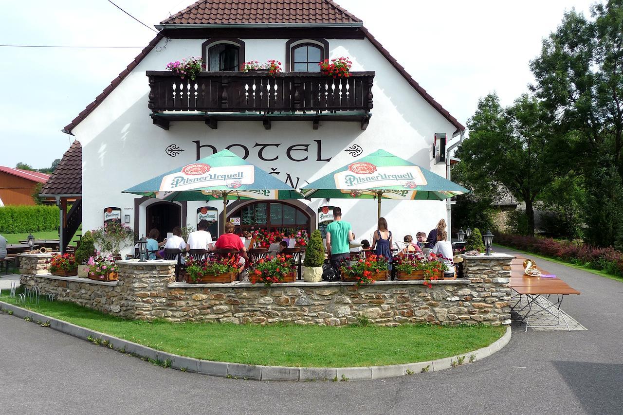 Hotel Jiricna Sušice Eksteriør billede